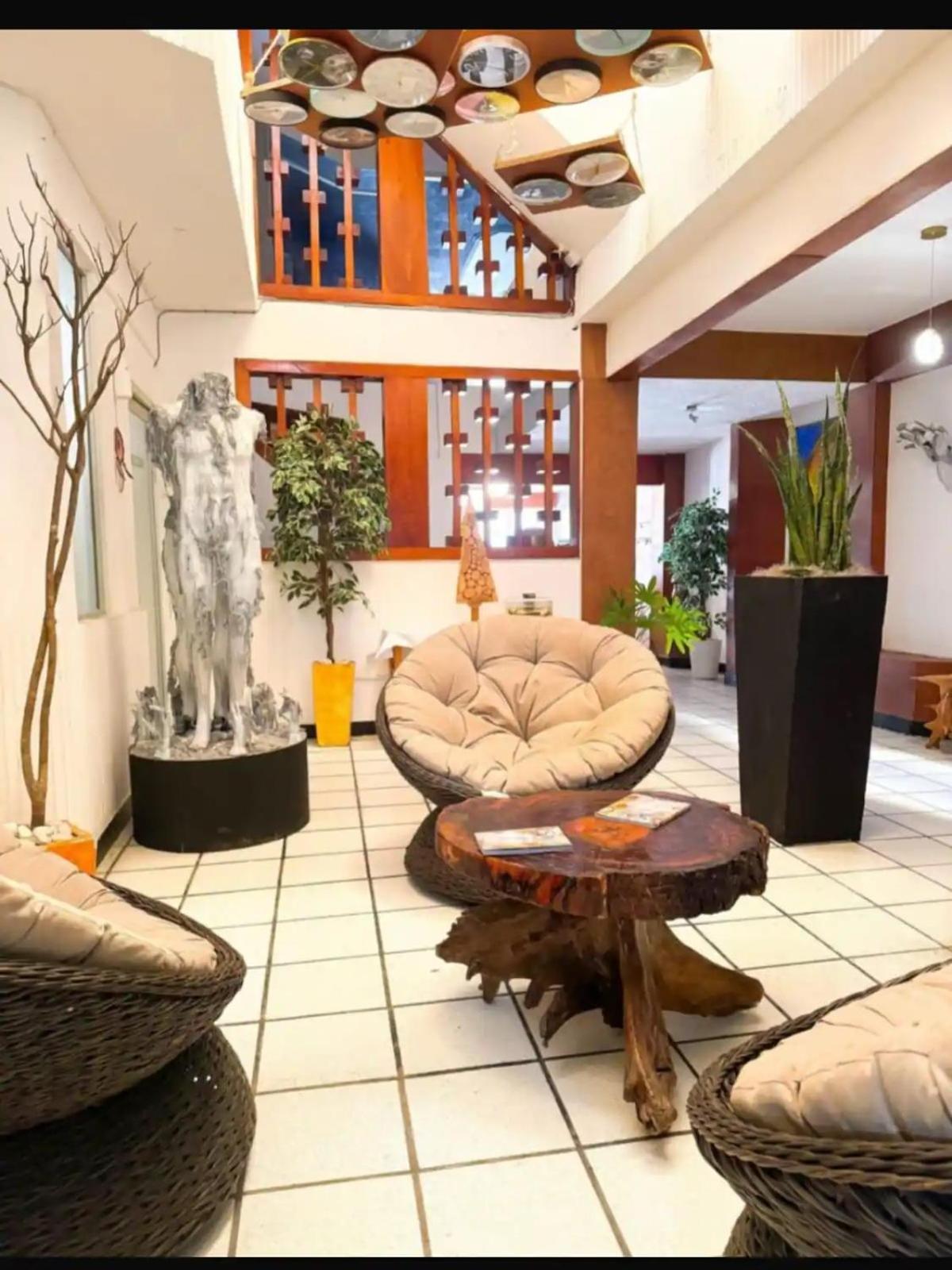 Hotel Sexta Avenida 塔帕丘拉 外观 照片