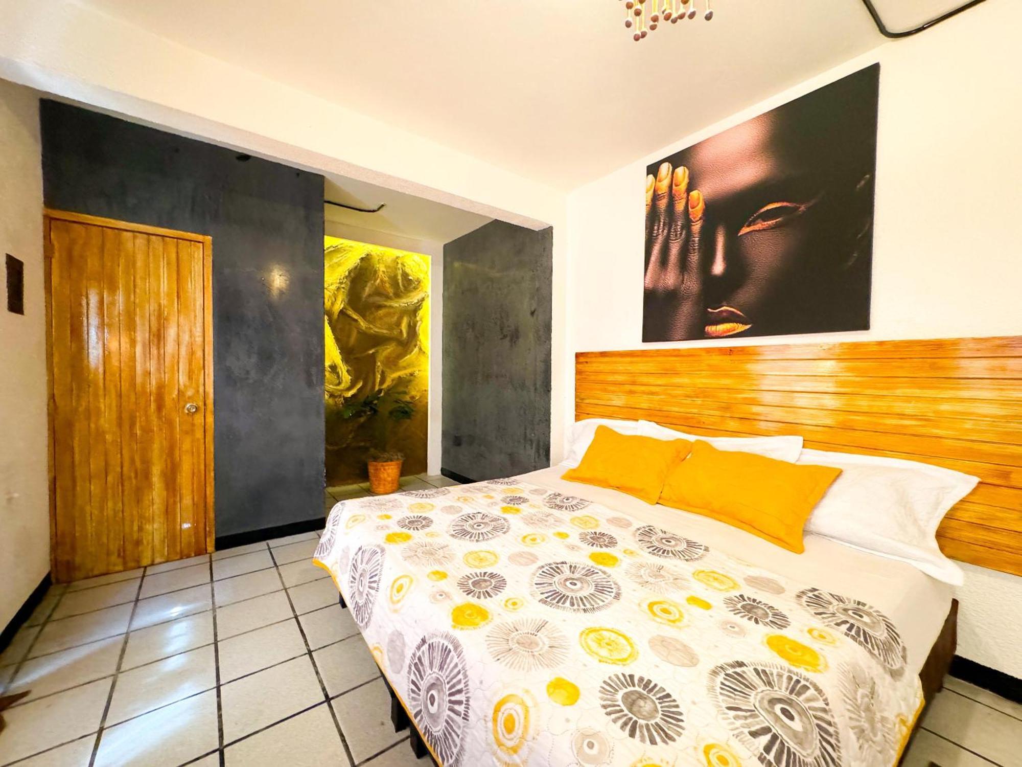 Hotel Sexta Avenida 塔帕丘拉 外观 照片