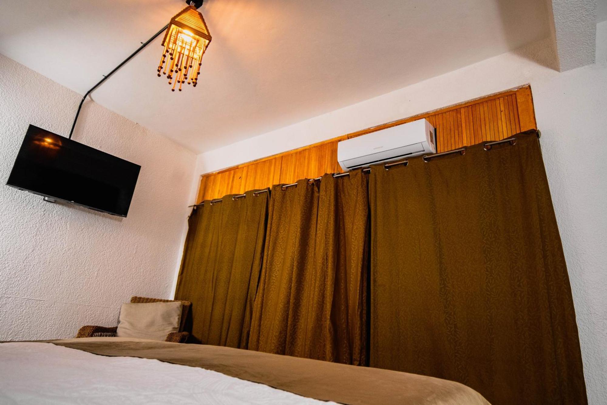 Hotel Sexta Avenida 塔帕丘拉 外观 照片