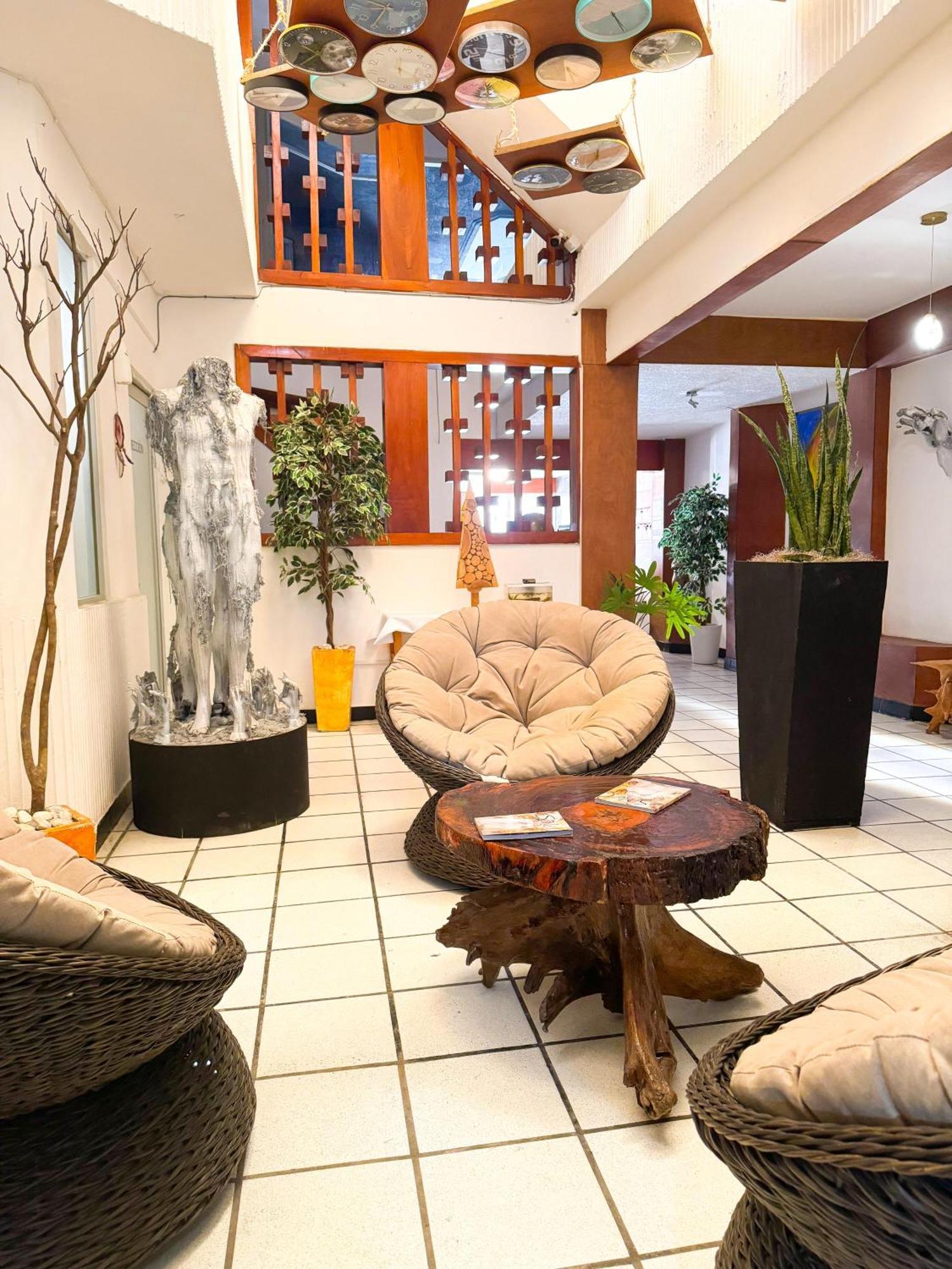 Hotel Sexta Avenida 塔帕丘拉 外观 照片